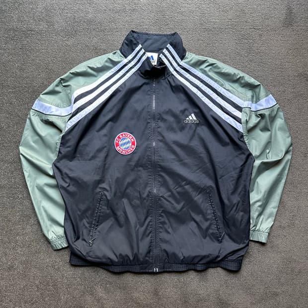 아디다스 FC 바이에른 뮌헨 바람막이 2XL