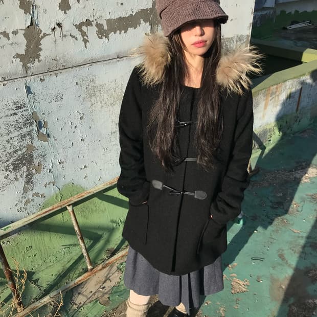 블랙 퍼  더플 코트