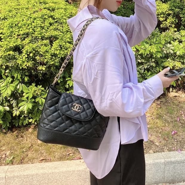 샤넬 뷰티 퀄팅 캐비어 호보백