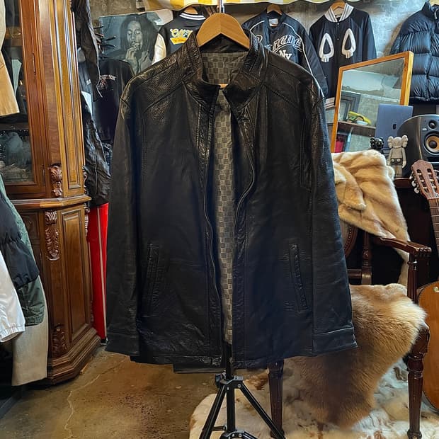 지방시 하프넥 펀칭디테일 양가죽 자켓 블랙