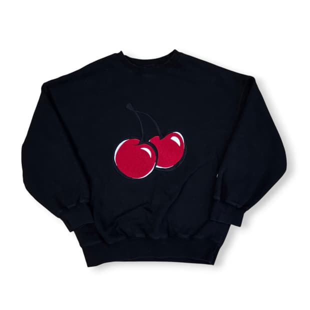 키르시 빈티지 빅체리 블랙 맨투맨