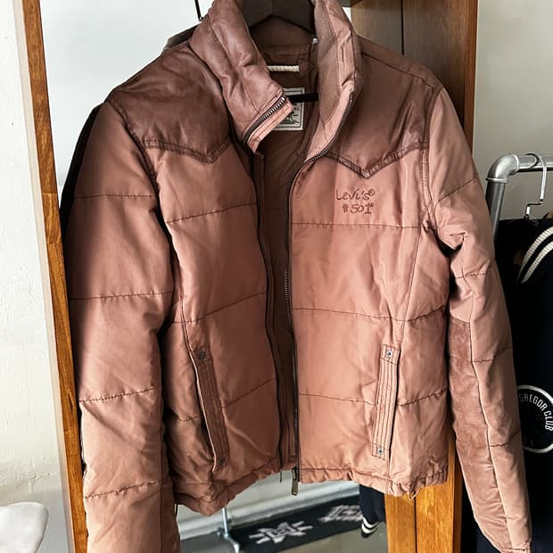 Levis 리바이스 레더 패치 덕다운 푸퍼 패딩자켓