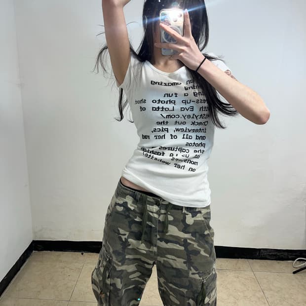 Y2K 화이트 레터링 티셔츠