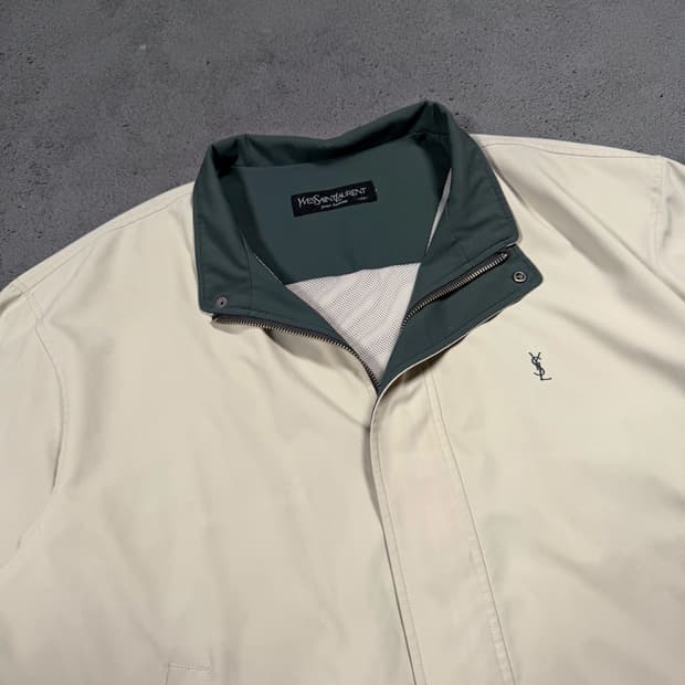 입생로랑 베이지 폴리쉘 블루종 자켓