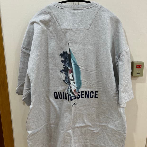 준지 반팔 티셔츠