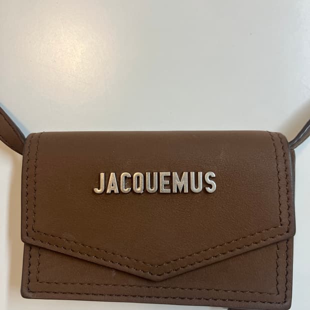 자크뮈스 미니 카드홀더 브라운