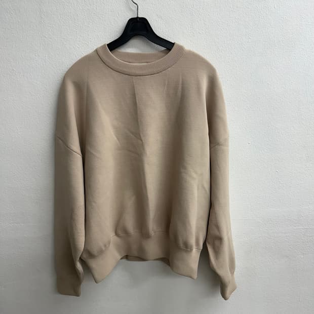 스튜디오톰보이 베이지 스웨트 셔츠 os