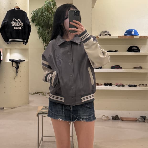 네스티팬시클럽 빅로고 레더 바시티 자켓 U322