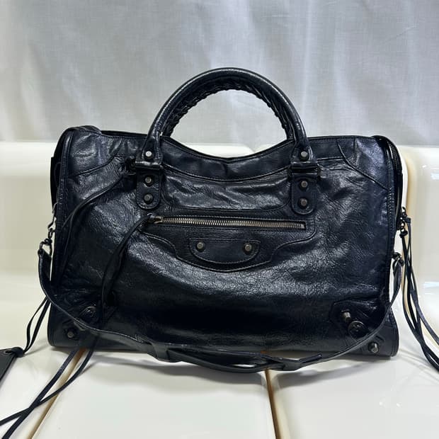 [A+ 정품] 발렌시아가 시티 모터백 미디움 블랙