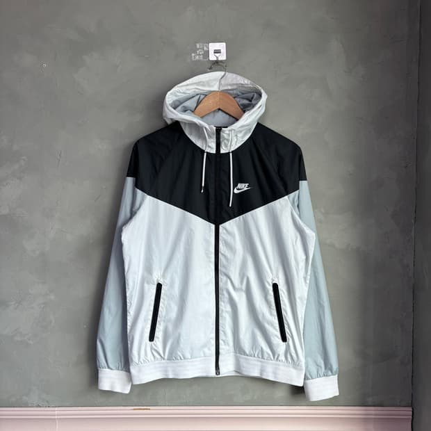 나이키 윈드러너 바람막이 화이트 그레이