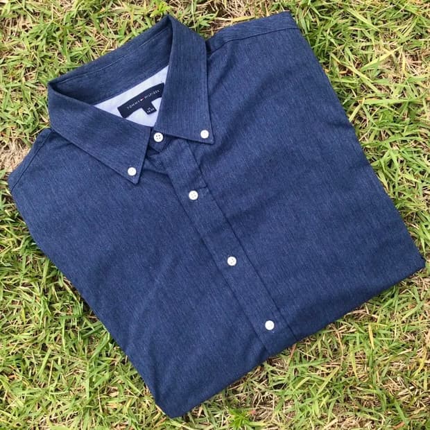 Tommy Holfiger Solid Shirt (Navy)