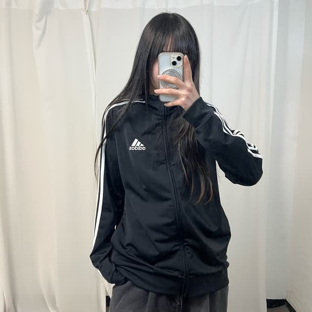 Adidas black jersey