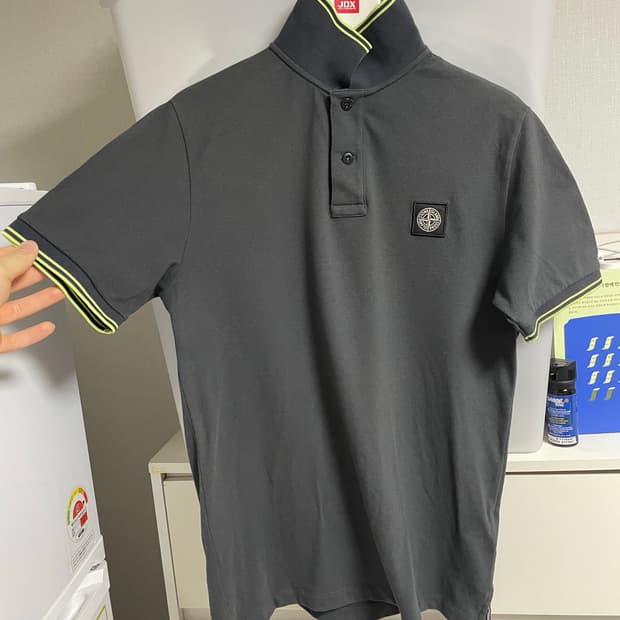 새상품급 스톤아일랜드 PK카라반팔티 100-L