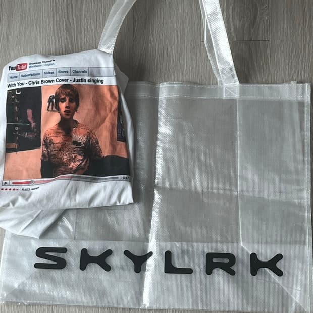 SKYLRK 코첼라 머천