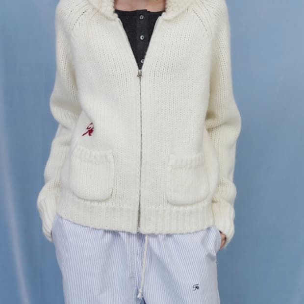 포에토 니트집업