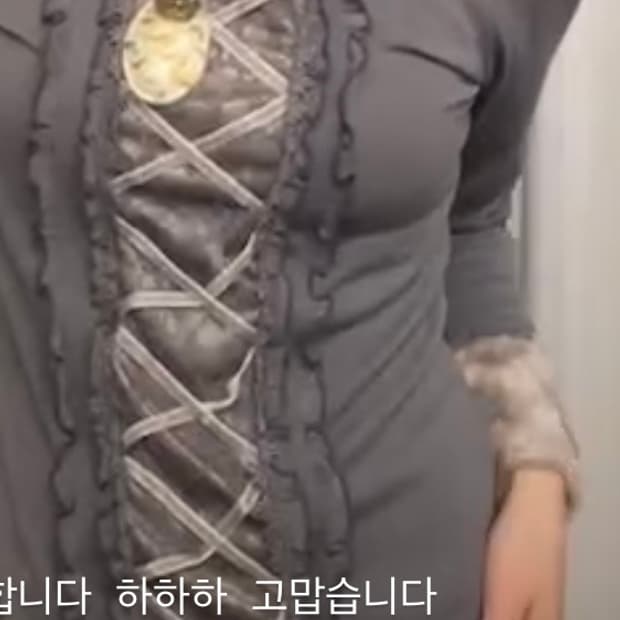 엑시스팜 옷 너무 예쁜거 오맘원에 가져가세녀