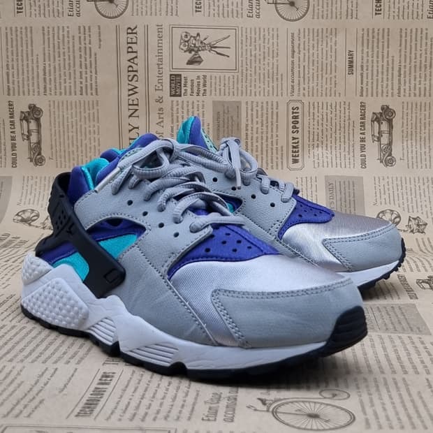 나이키 허라취 운동화 실사이즈220