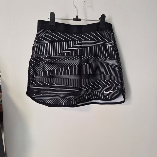 나이키(NIKE) 정품 여성 스포츠 스코트 (기능성 스커트 팬츠) - S