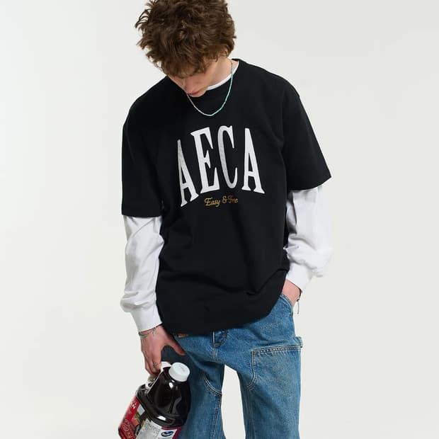 [새제품] 에이카화이트 반팔 티셔츠