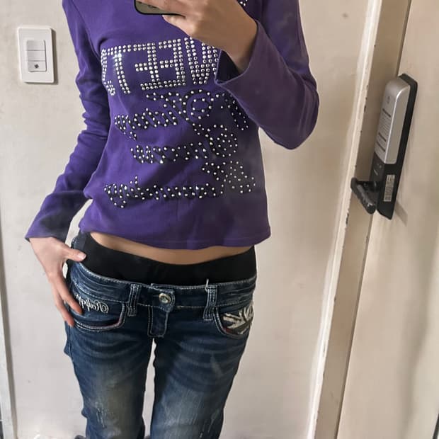 y2k 세미크롭 큐빅 로고 롱슬리브