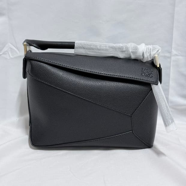 로에베 퍼즐백 스몰 블랙