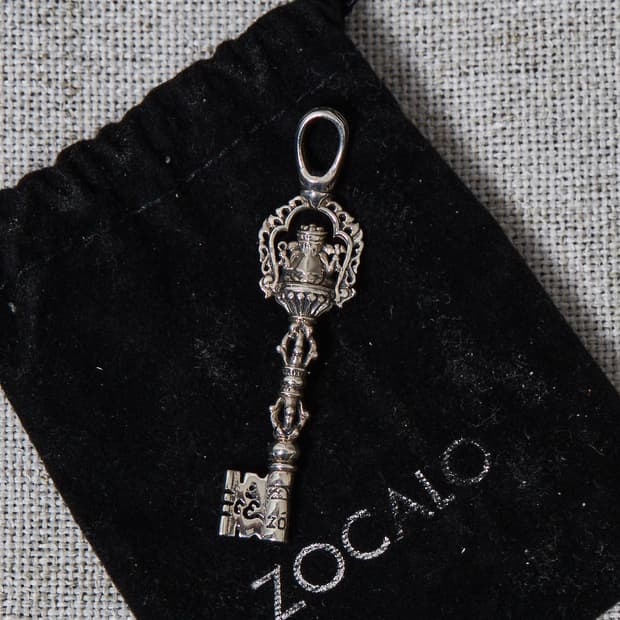 Zocalo 실버 펜던트