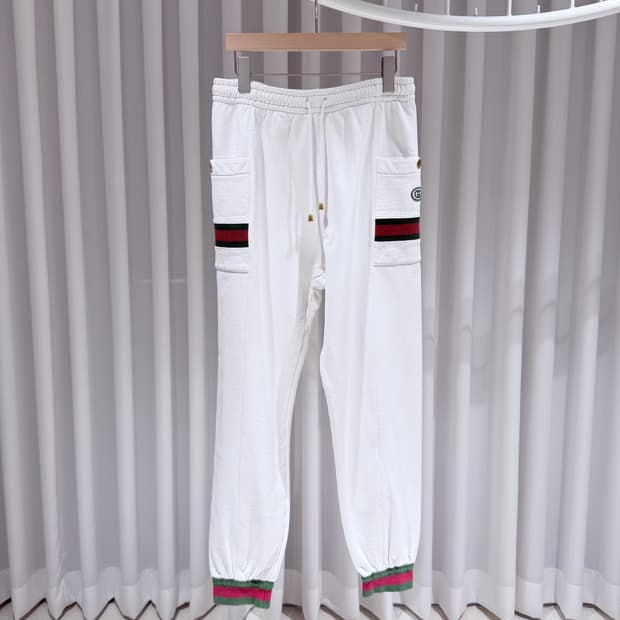(A+/S) / 구찌 로고 웹 스트라이프 트레이닝 조거 팬츠 화이트