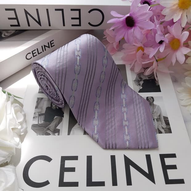 셀린느 실크 연보라 자수 패턴 넥타이 9.1cm A+등급 K2593
