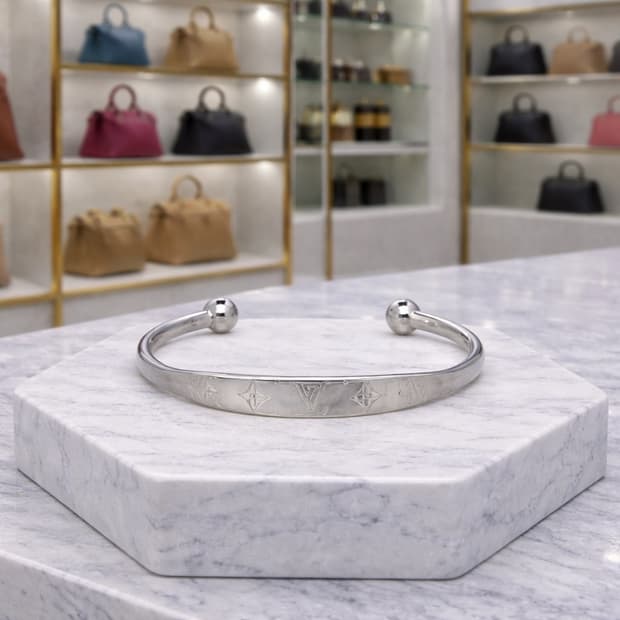 [A급] 루이비통 모노그램 종크 뱅글 판매합니다!!!