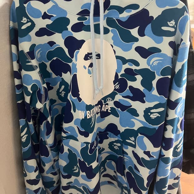 베이프 ABC 블루 카모 후드티