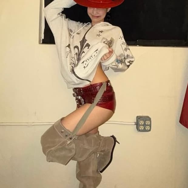 투머치택스 와플 집업 (제니,원빈착용)