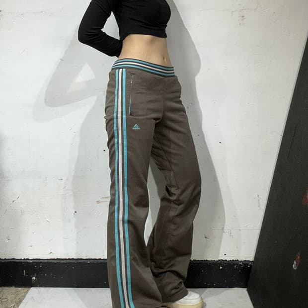 아디다스 카키 와이드 부츠컷 삼선 추리닝 바지 트래이닝 팬츠 L