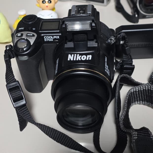 니콘 쿨픽스 5700 빈티지 디지털카메라