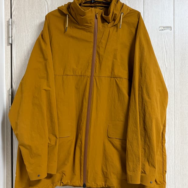 데상트 포즈 블랑 바람막이 M