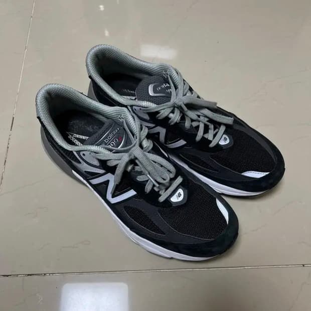 뉴발란스 990v6 메이드 인 USA 블랙 화이트