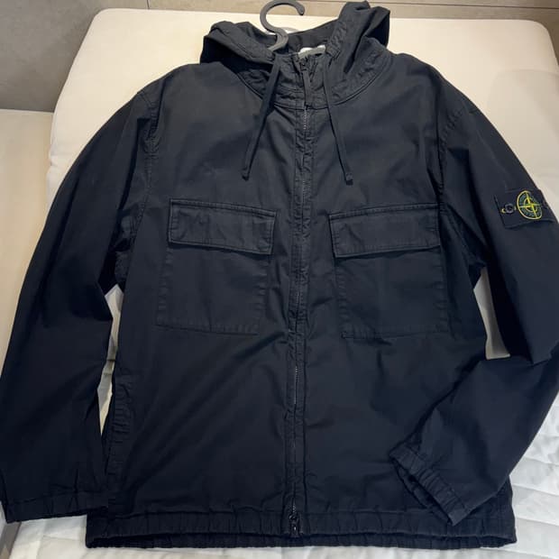 24SS 스톤아일랜드 수피마 코튼 트윌 후드 블랙