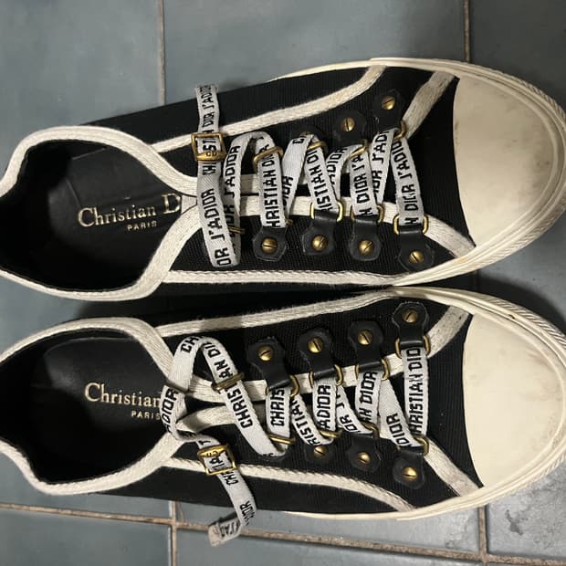 크리스찬 디올 블랙 스니커즈