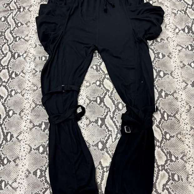 “Sexpot Revenge”00’s Bondage baggy pants