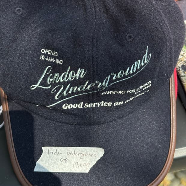 런던 언더그라운드 모자
