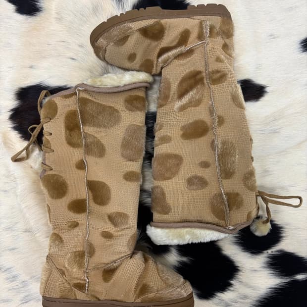 [Mori Girl] kawaii Lace Detail Beige Boo