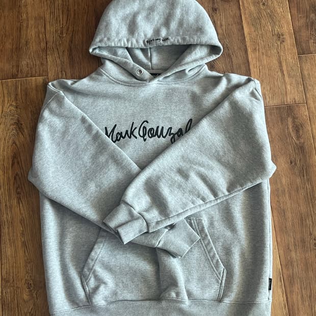 마크 곤잘레스 후드티 팝니다