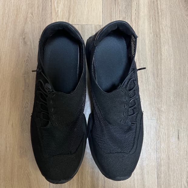 3) 이세이미야케 신발