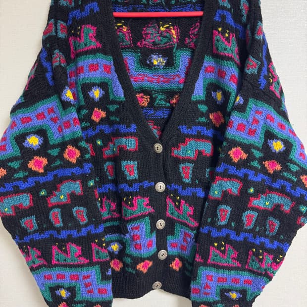 엘엘빈 빈티지 패턴 울(퓨어울) 크롭 가디건 F(2XL)