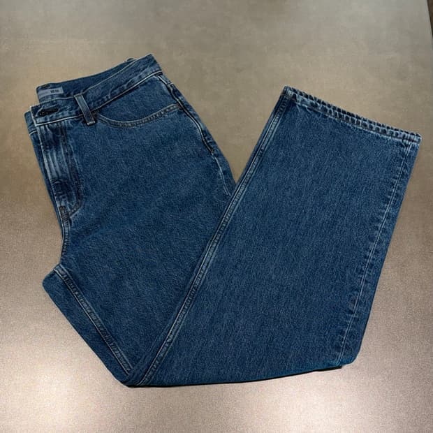 유니클로 JW 앤더슨 스트레이트 진 31 (64blue)