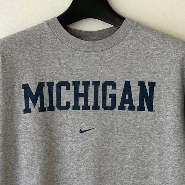00s 올드 나이키 MICHIGAN 티셔츠