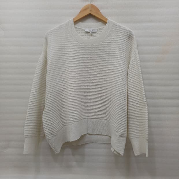 이로 라운드 니트 살짝도톰 오버루즈핏 여성 F 약간숏 사랑봉봉