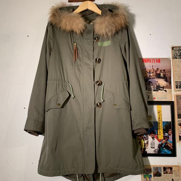 레이빔즈 사이드버튼 피쉬테일 개파카