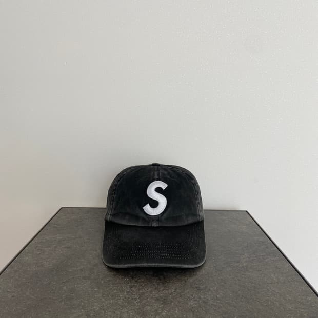 (OS) 슈프림 S로고 볼캡 모자 피그먼트 블랙