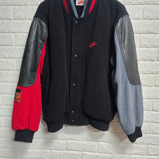 한국나이키 에어 바시티 점퍼 100