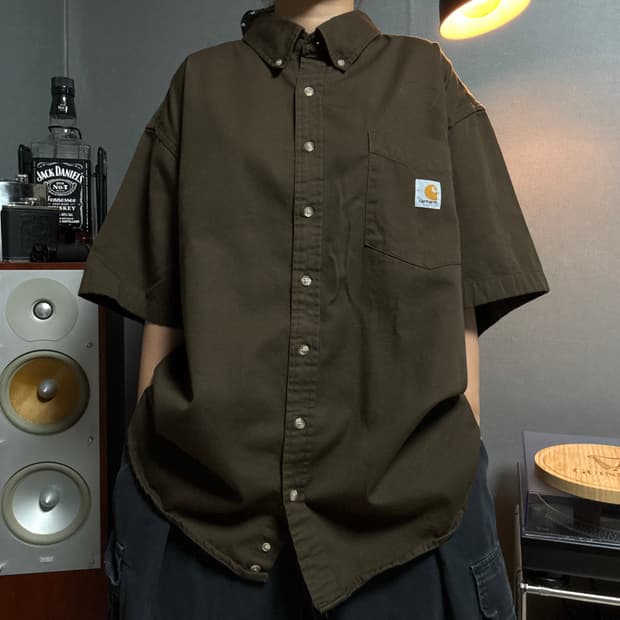 칼하트 반팔셔츠